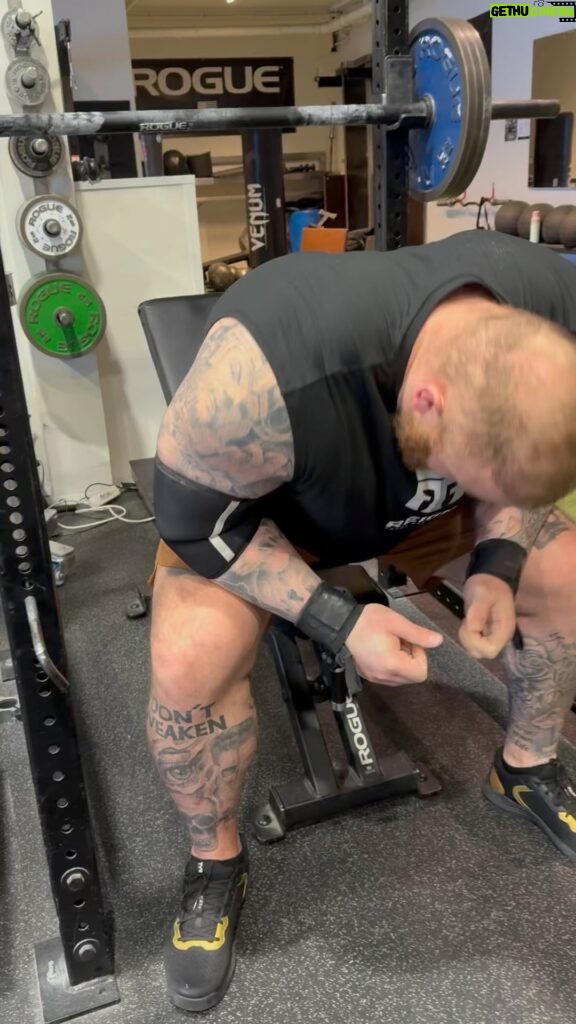 Hafþór Júlíus Björnsson Instagram - 140kg incline axle press for 6 reps. We keep progressing week by week. @thorspowergym