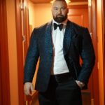 Hafþór Júlíus Björnsson Instagram – THORsday
Throwback to the Game of Thrones series finale season premier. 
@thorbjornsson ⛰️ New York, New York