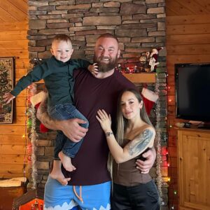 Hafþór Júlíus Björnsson Instagram - Merry Christmas to you all from my family to yours!