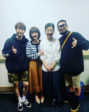 Haha Instagram - 실컷 웃고실컷 울다 왔슴돠…
고은아~ 참잘하더라~
김서라 슨생님 연기의 신
형준아 넌 타고났오!
🥹눈물버튼
#친정엄마 #신도림디큐브아트센터