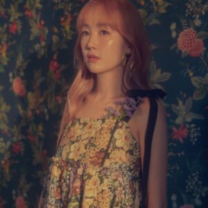 Haha Instagram - 드디어.. 20주년 앨범이 나왔네요..
고생했어 고은아!

내 옆자리
아이들 옆자리.. 너무 감사하고 대단한일이지만..
김고은이 있어야할자리.. 무대!!
돌아온걸 축하한다! 성적을 내는것에 초점을 맞추기보다는 노래할때 행복하고 그저 노래하는 가수 별이되길~⭐️✨🌟

타이틀곡 오후 유아~^.~

#startrail #정규6집 #물론성적이나오면고맙지~^.~ #가수 #별 #별이있어야할자리 #무대