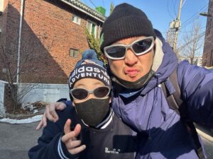 Haha Instagram - 새해복 마니 받으세요!!! 정말 감사했었고 힘든 한해였는디.. 또 그럴것같아요!! 사랑합니다!!! 이 글 보신 모든분들!! 남들보다 훨씬더 복 받으세요!!!!!❤️❤️🔥🔥🔥🔥