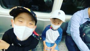 Haha Instagram - 즐거운 추석 받으세요!
🙏❤️❤️❤️

#하드 #하솔 #하하 #추석