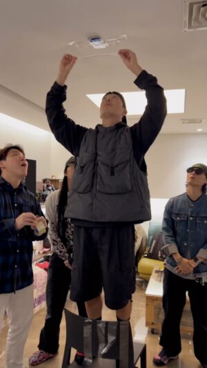 Haha Instagram - ceiling trend 😎
#하하 #haha #키위랩 #kiwelab #ceilingtrend