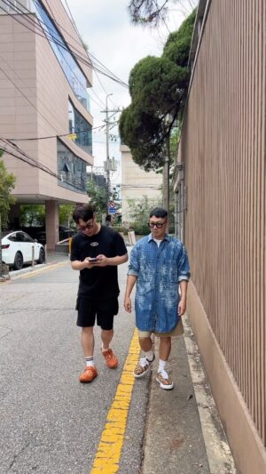 Haha Instagram - 이런 친구 특 : 본인이 미는 거 모름
#하하#haha#키위랩#kiwelab