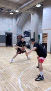 Haha Instagram - 🙅🏻얘 선 넘었어요! #하하#haha#키위랩#kiwelab#농구#basketball#유권
