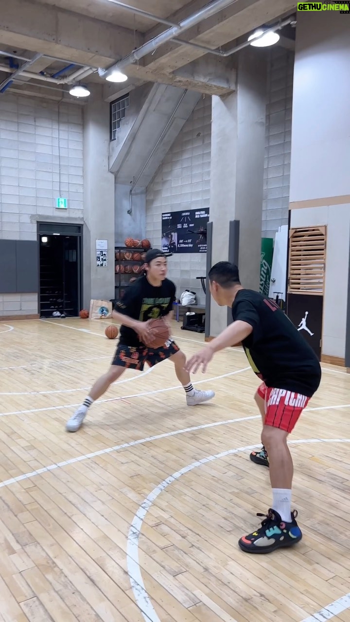 Haha - 233.9K Likes - 🙅🏻얘 선 넘었어요!
#하하#haha#키위랩#kiwelab#농구#basketball#유권