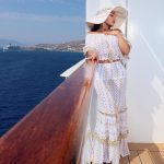 Haifa Wehbe Instagram - May your #september be filled with love, blessing,and healing💙 #haifawehbe #welcomeseptember Mykonos