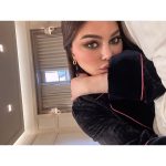 Haifa Wehbe Instagram - Finding serenity in the simple moments of life 🌿 #serenity #mindfulness #peacefulmind #donotdisturb #haifawehbe