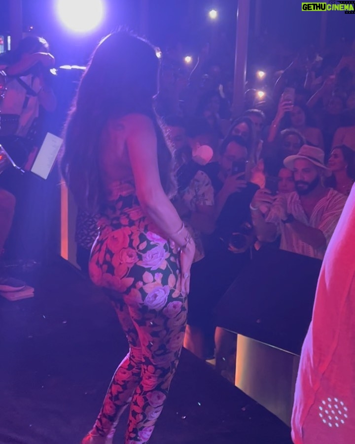 Haifa Wehbe Instagram - 𝐓𝐡𝐢𝐬 𝐧𝐢𝐠𝐡𝐭 𝐰𝐢𝐥𝐥 𝐫𝐞𝐦𝐚𝐢𝐧 𝐢𝐧 𝐦𝐲 𝐡𝐞𝐚𝐫𝐭 𝐟𝐨𝐫 𝐚 𝐥𝐨𝐧𝐠 𝐭𝐢𝐦𝐞.♥️ 𝐄𝐠𝐲𝐩𝐭❣️𝐈 𝐥𝐨𝐯𝐞 𝐲𝐨𝐮🫶 @lucidaegypt @orangepremierofficial #orange_premier #concert #NorthCoast #hacienda #Egypt #HaifaWehbe #حفلات #الصيف #الساحل_الشمالي #مصر #هيفاء_وهبي Hacienda Red