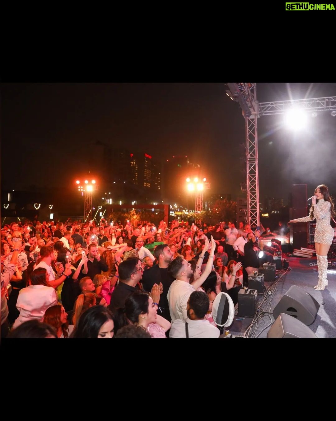 Haifa Wehbe Instagram - At Mamsha Ahl Misr Celebrating the 1st Anniversary of @thelondon.eg ๐ซ Glad to be part of this beautiful night. Thank you all ๐ค @mamshaahlmisr @salma_fathalla @coterie.events #concert #mamshaahlmisr #Egypt #explore #HaifaWehbe #ู
ู
ุดู_ุงูู_ู
ุตุฑ #ู
ุตุฑ #ูููุงุก_ููุจู