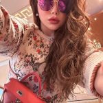 Haifa Wehbe Instagram - Do anything, but let it produce joy.😊💕 #haifawehbe #paris Hermès