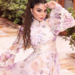 Haifa Wehbe Instagram - Hᴀᴘᴘʏ Eᴀsᴛᴇʀ ᴇᴠᴇʀʏᴏɴᴇ! 🌸🤍💜 #HappyEaster #Haifawehbe #فصح_مجيد #هيفاء_وهبي Arthaus Beirut