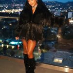 Halle Bailey Instagram – all smiles last night on the way to see the beautiful movie of renaissance!! 🖤🩶yall it’s so fantastic ðŸ˜âœ¨