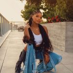 Halle Bailey Instagram - i’m so deep in my bag like a grandma with a peppermint 🤣❣️🎶