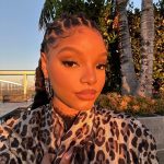 Halle Bailey Instagram - golden hour ✨🖤