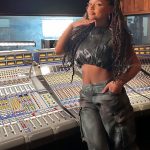 Halle Bailey Instagram - mommy 🥰♥️