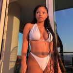 Halle Bailey Instagram - girl of your dreams 💭✨