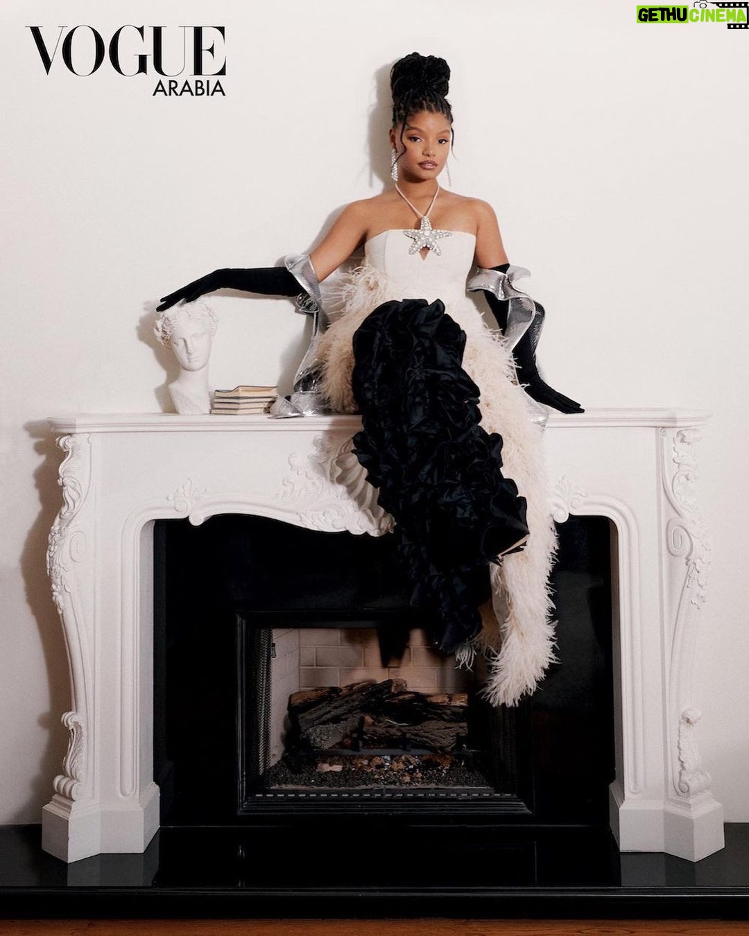 Halle Bailey Instagram - thank you @voguearabia β€οΈ πΈ: @morellibrothers π: @beautybychrisc ππ½ββοΈ: @sparkyourhair Editor-in-chief: @mrarnaut Photography: @morellibrothers Fashion editor: @nat_westernoff Style: @juliamullerstyling Movement director: @liamlunniss Retouch: @creativpstudio Digitech: James Goethals Photo producer: @rafafarias88 Production: @allisonsam @monalita @sedukoproductions Prop designer: @tinker.lu Interview: @selinajulien