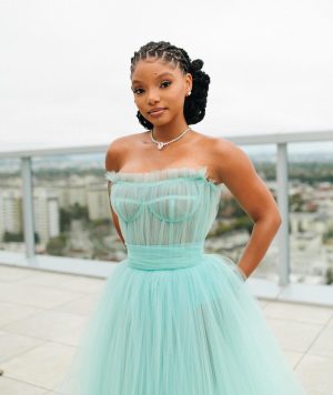 Halle Bailey Instagram - oscar’s 2023 ✨