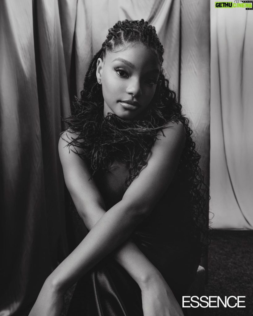 Halle Bailey Instagram - thank you so much @essence for this incredible honor 🌹✨i’m forever grateful