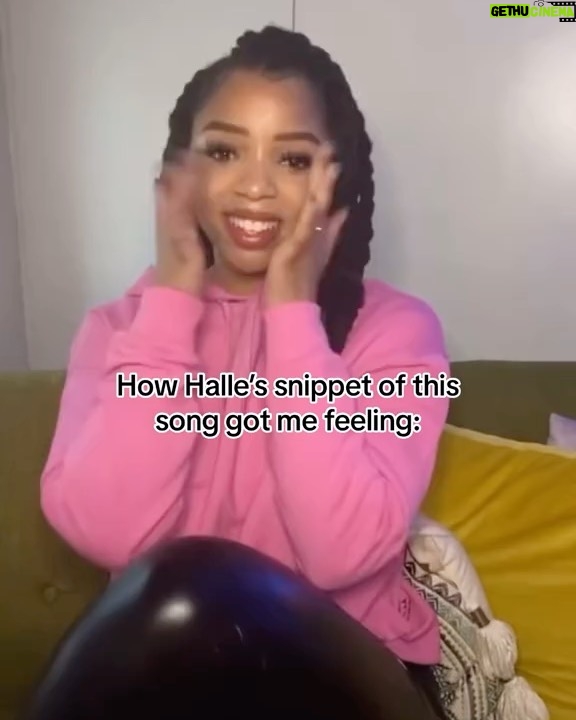 Halle Bailey Instagram - hi 🥰you guys are making the snippet of my song in your hands go viral on tiktok, and i haven’t even put the full song out yet 😭♥️✨i love you all, these are my fav vids i’ve seen so far of y’all using the sound.. 🤫🫢🎶✨💕💕stay tuneddd