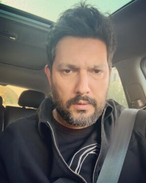 Hamed Behdad Instagram - 🕗

#حامدبهداد
#حامد_بهداد
#hamedbehdad