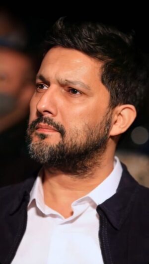 Hamed Behdad Instagram - .
#حامدبهداد
#حامد_بهداد
#hamedbehdad