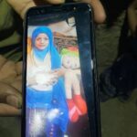 Hamed Behdad Instagram - متاسفانه مطلع شديم اين دو كودك پاكستانى بنگلادشى زير آوار بخاطر بارش شديد بارون در همين چند روز پيش جون خودشون و از دست دادن. و با برادرم باتفاق دوستان خيّر ديگه براى افراد بى سر پناه اون منطقه كه همه مهاجرهاى پاكستانى و بنگالى هستن ارزاق و آذوقه و عروسك و وسايل بهداشتى رسونديم. بطرز مضحكى هيچ امكان و رفاه و حقوق اوليه زندگى براشون موجود نيست.راستش نبودن نان و سقف و آسايش و توالت و حمام و تلويزيون و مدرسه تفريح و بهداشت و اين چيزاى ساده براى سرگرم بودن ساكنان اين سرزمين بيشتر برام شبيه شوخيه.در اين ايام كه فعلا كار و بار مردم خوابيده هر كدوم از ما هموطنان داريم به نحوى مشكل هامون و با هم تقسيم ميكنيم گر چه اين وظيفه دولت هست و احتمال ميدم درستش هم همين باشه. بابت مرگ غم انگيز اين دو تا كودك و وضعيت اسفبار مردم اون محله با يكى از دوستان همكار در تلويزيون تماس گرفتم و داستان و گفتم و بهم قول داد هفته بعدى براى هر خانوار بستهء ارزاق به اندازهء يكماهشون اهداء كنه. شايد بشه كمى خوشحال بشن .در انتظار روزهاى خوبتر.