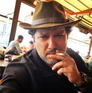 Hamed Behdad Instagram - روزگار استانبول ۲۰۲۳. سریال قهوه ترک. گروه خوب. کار سخت.