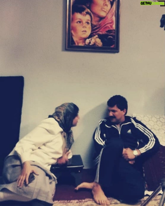 Hamed Behdad Instagram - عكس و صحنه اى از فيلم سينمائى گيجگاه. فيلمى نجيب و متفاوت از عادل تبريزى. باميد نمايش زودتر براى تماشاگران سينما.