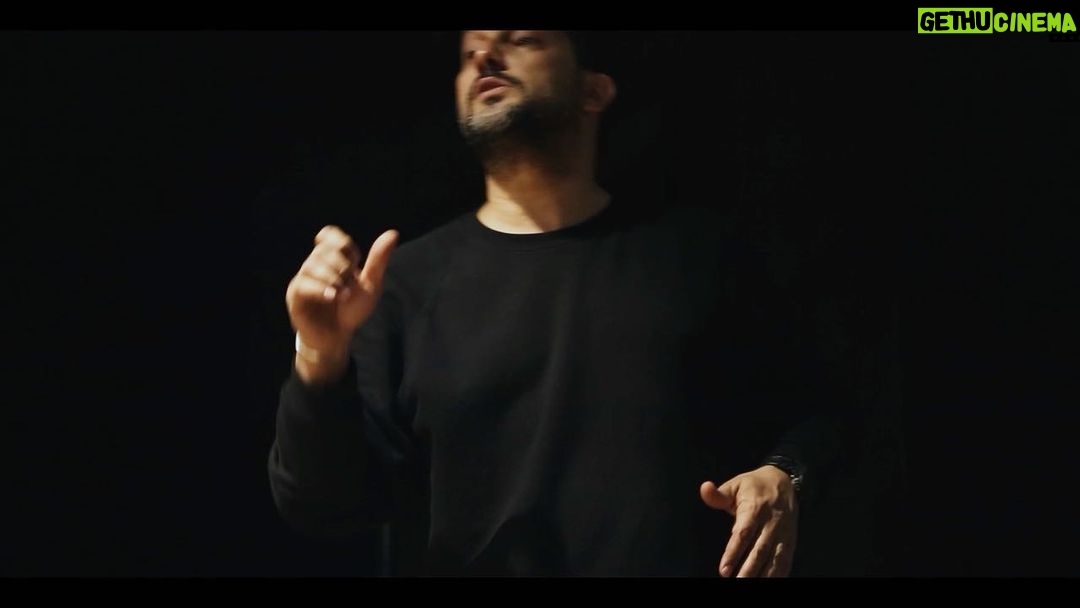 Hamed Behdad Instagram - مدرسه تاتر آوا. زمستان ١٤٠٠