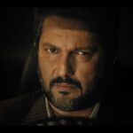 Hamed Behdad Instagram - 🎥 جنایت اسمش ایثار نیست، جنون هم اسمش عشق نیست قسمت پایانی فصل اول سریال «می‌خواهم زنده بمانم» منتشر شد قسمت بیستم و پایانی سریال «می‌خواهم زنده بمانم» با تسویه حساب‌های هما حقی و رسوایی امیر شایگان همراه است. با پخش این قسمت از سریال فصل اول به پایان می‌رسد و این عاشقانه جذاب و پر ماجرا در بهار ۱۴۰۱ با پخش فصل دوم ادامه پیدا می‌کند. حامد بهداد، سحر دولتشاهی، پدرام شریفی، علی شادمان، آناهیتا درگاهی و مهران احمدی با هنرمندی آزاده صمدی، امیر نوروزی، مهدی حسینی نیا، فرید سجادی حسینی و بابک کریمی با حضور افسانه چهره آزاد، عزت مهرآوران، محمدرضا مالکی، بهرام ابراهیمی، ناهید مسلمی، مهدی صباغی و بهاره کیان افشار بازیگران این سریال پرماجرا هستند. سریال «می‌خواهم زنده بمانم» به کارگردانی شهرام شاه‌حسینی و تهیه‌کنندگی محمد شایسته به صورت اختصاصی از فیلیمو پخش شد. ساخت تیزر: مسعود رفیع زاده ‏@iwanttoliveseries #می_خواهم_زنده_بمانم #حامد_بهداد #حامدبهداد #hamedbehdad