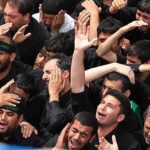 Hamid Farrokhnejad Instagram – هي بشين تو سر و كله ات بزن كه هزارو اندي سال پيش توي يه نزاع خونوادگي ، كي كيو زده ، كي تشنه بوده ،با لگد به پهلوي كي زدن ،اگه شرف و وجدان داريد به ظلمي كه امروز در حق جوونهاي اين مملكت ميشه اعتراض ميكرديد ،هيولايي كه به اسم يزيد واسه ما ساختين به اسيراش تجاوز نكرد ،كارهايي كه سپاه شما با جوانهاي اين مملكت كرد ،سپاه يزيد با خاندان امام حسين نكرد ، واسه خودمون سينه بزن واسه مظلوميت مادران شهدا امروز گريه كن ، لعنتي اگه هست به اين خاندان كثيف حاكم بفرس.