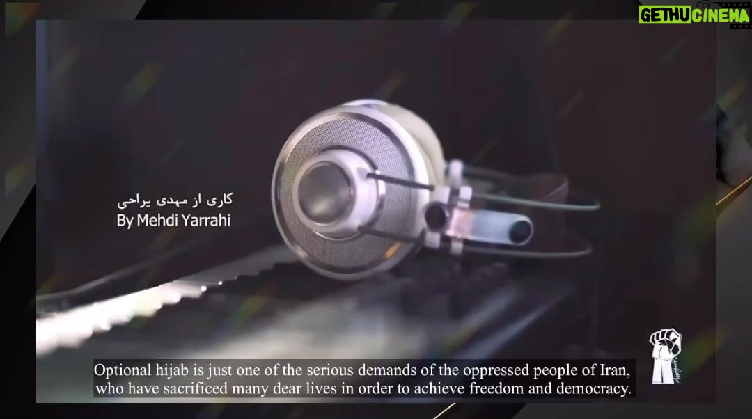 Hamid Farrokhnejad Instagram - از تصاویر ارسالی شما عزیزان چند کلیپ از “روسریتو” مهدی یراحی تهیه شده که اولیش تقدیم حضورتون میشه ، حکومت ظلم بدونه با دربند کردن هر آزادیخواهی اون ساکت و کم اثر نمیشه بلکه تکثیر و منتشر میشه ، یراحی ها و توماج ها با دربند شدن بیشتر دیده و شنیده میشن و این وظیفه ماست . تشکر از سام عزیز برای ادیت ،منتظر بقیه کلیپها باشید . #Roosarito #mehdiyarrahi