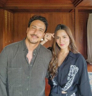Hamish Daud Instagram - Told this girl on our first date she was precisely perfectly exactly the person I've been waiting for 🙊 #keceplosan