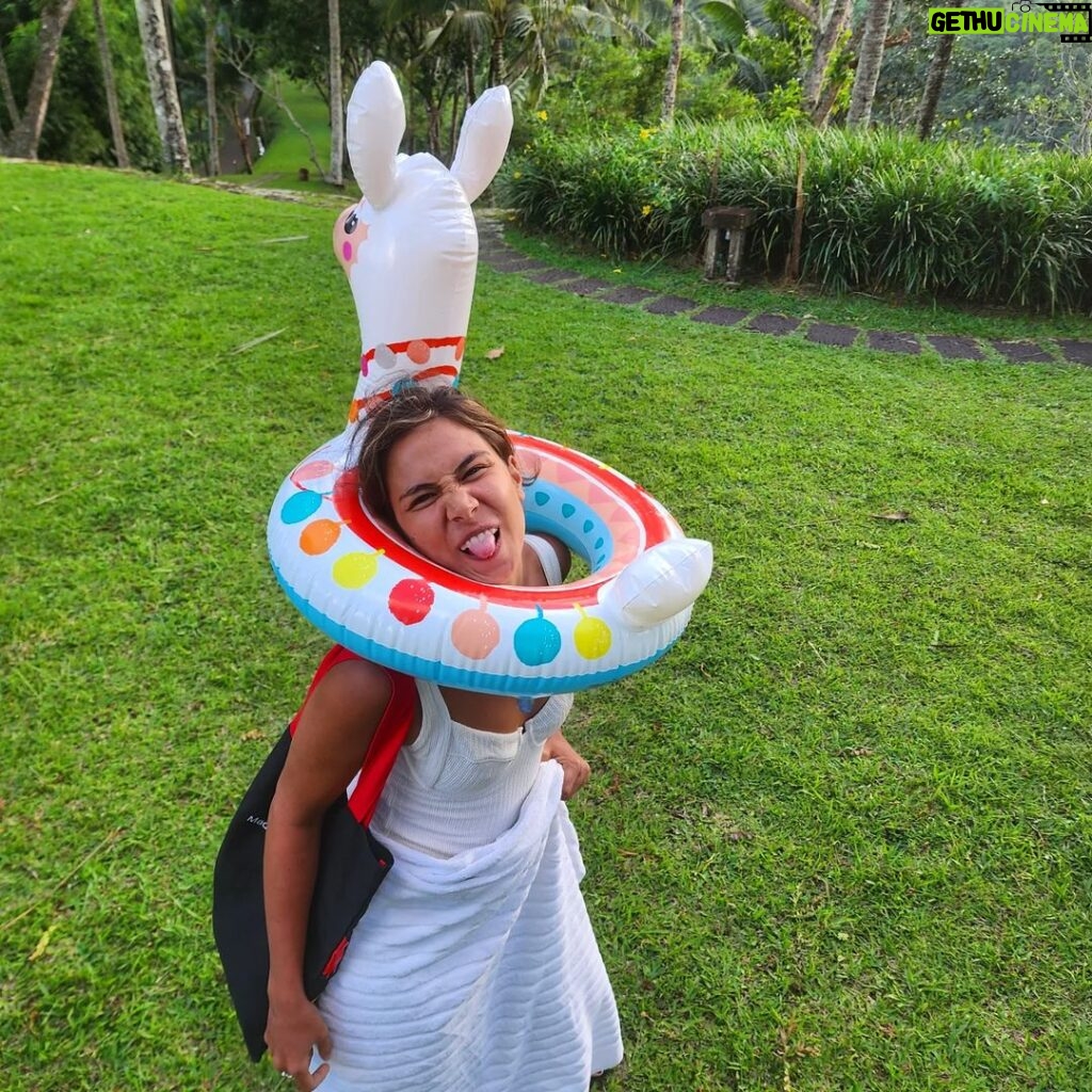 Hamish Daud Instagram - Family start to the year  💙 COMO Shambhala Estate, Bali
