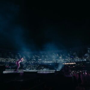 Hamish Daud Instagram - The magnitude of #RaisaGBK2023 was incredible! I'm still in awe 💙 #ILoveYouSekulkas

📸 @davianakbar @live.avenue