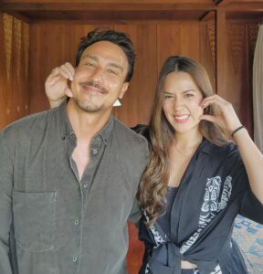 Hamish Daud Instagram - Told this girl on our first date she was precisely perfectly exactly the person I've been waiting for 🙊 #keceplosan