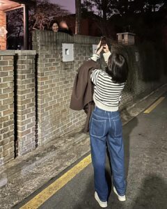 Han Ji-min Instagram - . HAPPY NEW YEAR!🥳 올 한 해도 소소하고 따뜻한 행복들로 가득 채우시길 바라고 무조건 건강하시고 무탈한 해 되시길 바래봅니다. 새해 복 듬뿍 듬뿍 한가득 받으세요!♥️
