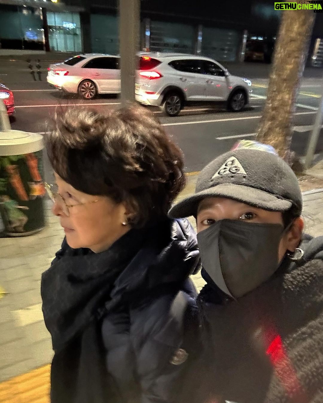 Han Ji-min Instagram - . μννπ€οΈππΉππ»momπ«Άπ»