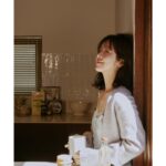 Han Ji-min Instagram - . Fan-meeting postcards 💌 📸: @sopialand 👗: @hhy6588 💇🏻‍♀️: @halolee7 💄: @jennyhouse_ssung