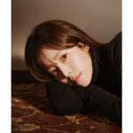 Han Ji-min Instagram - . Fan-meeting postcards 💌 📸: @sopialand 👗: @hhy6588 💇🏻‍♀️: @halolee7 💄: @jennyhouse_ssung