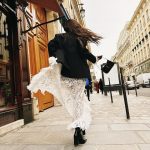 Hande Erçel Instagram - Merci Paris ⭐️