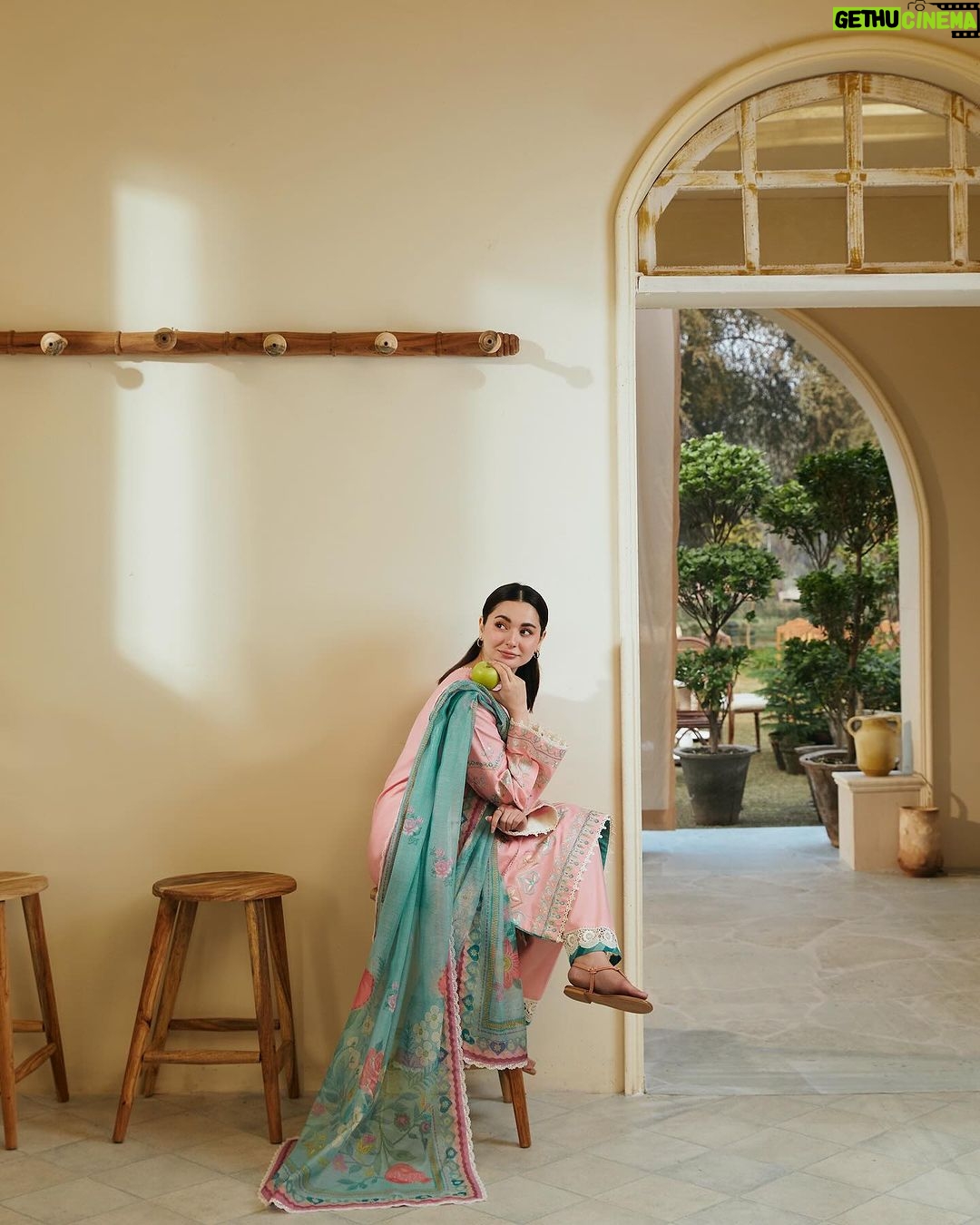Hania Aamir Instagram - Coco Lawn Unstitched 2024 Pre-booking is live on our official website.