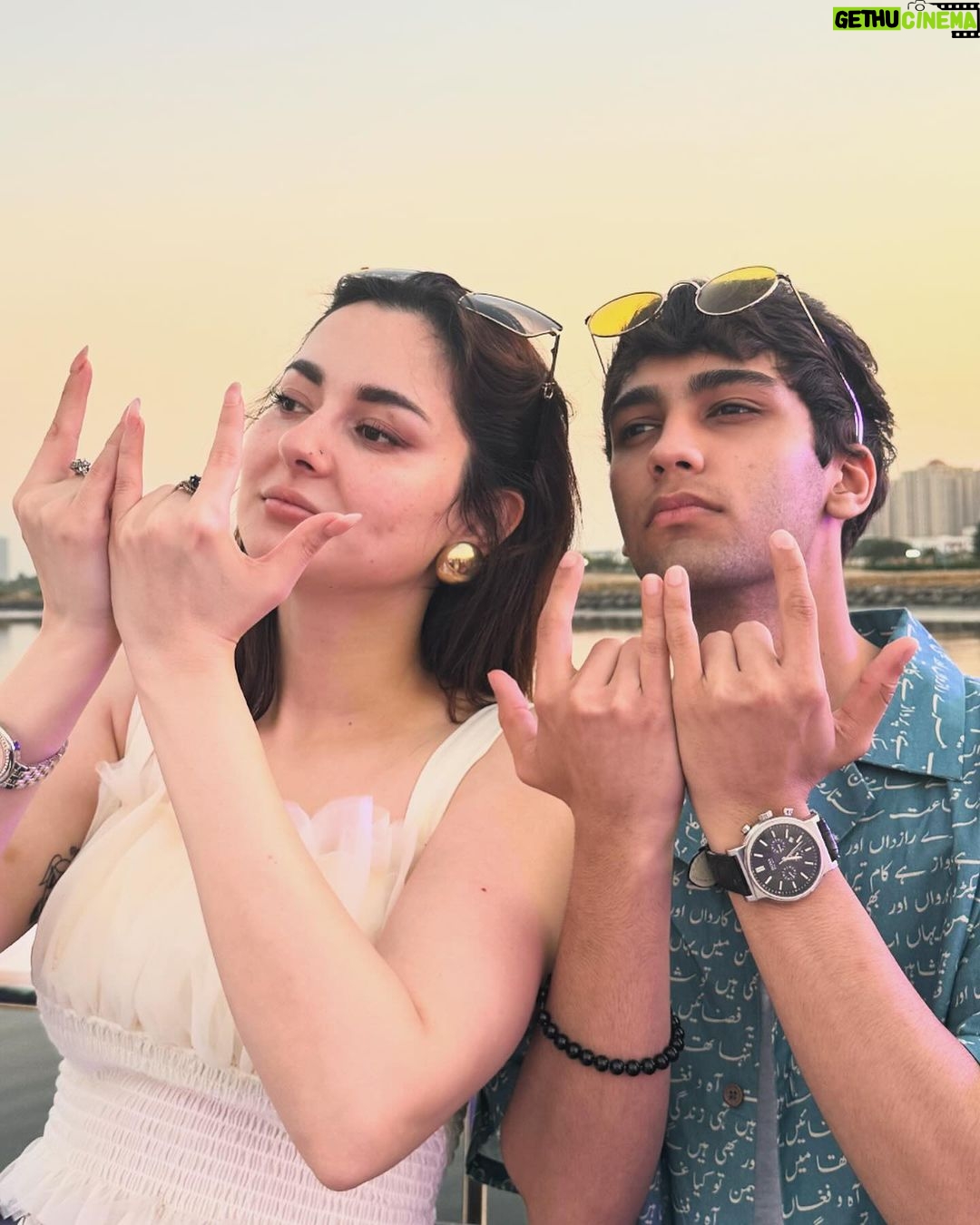 Hania Aamir Instagram - 🎈earlies// crazy without the song Karachi, Pakistan