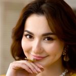 Hania Aamir Instagram - Stitched Lawn by @jeem.official Going live on 1st March 6PM! Shop your favourite looks now at www.jeem.pk #JEEM #JEEMLawn #HaniaAamir