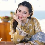 Hania Aamir Instagram - @qalamkar_ LUXURY LAWN for life! 😍 𝐏𝐫𝐞-𝐛𝐨𝐨𝐤𝐢𝐧𝐠 𝐬𝐭𝐚𝐫𝐭𝐬 𝐭𝐨𝐦𝐨𝐫𝐫𝐨𝐰 𝐚𝐭 𝟕𝐩𝐦 (𝐏𝐊𝐓). Love the intricate embroidery details and vibrant colors of this collection🫶🏻 Tomorrow at 7pm shop my favourite looks on www.qalamkar.com.pk before they runs out. 🤩 . Hair & makeup @iambabarzaheer #QalamkarXHaniaAamir #LuxuryLawn #SahilKinare #Chikankari #embroideredcollection
