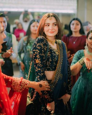 Hania Aamir Instagram - 🫐