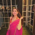 Hania Aamir Instagram – thank you to the stranger who took my pictures 🫂🫶
.
.
outfit @zarashahjahanbride 
jewels @sherezadjewellery
